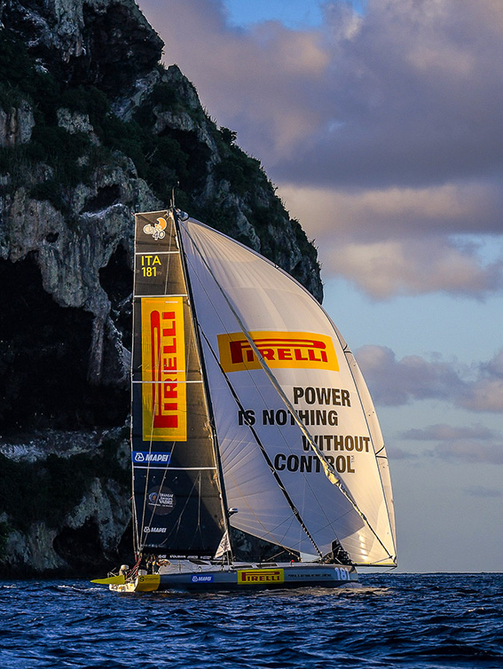 Alla Grande Pirelli prima alla Transat Jacques Vabre